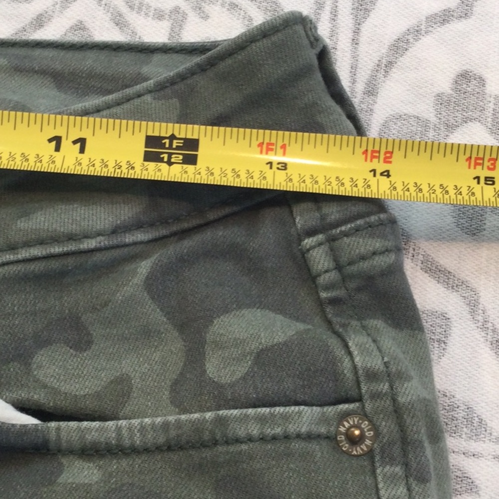 Old Navy Rock Star super skinny camouflage jeans size 4 - Picture 6 of 9